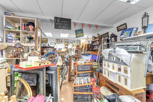 Photo 19- click for photo gallery